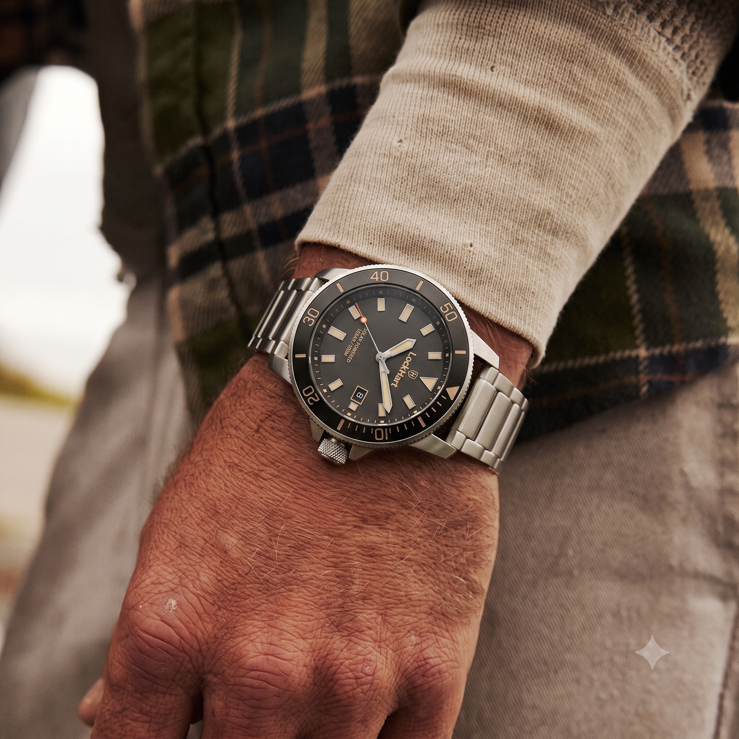 LockHart Vector | 40mm | Graphite Bronze